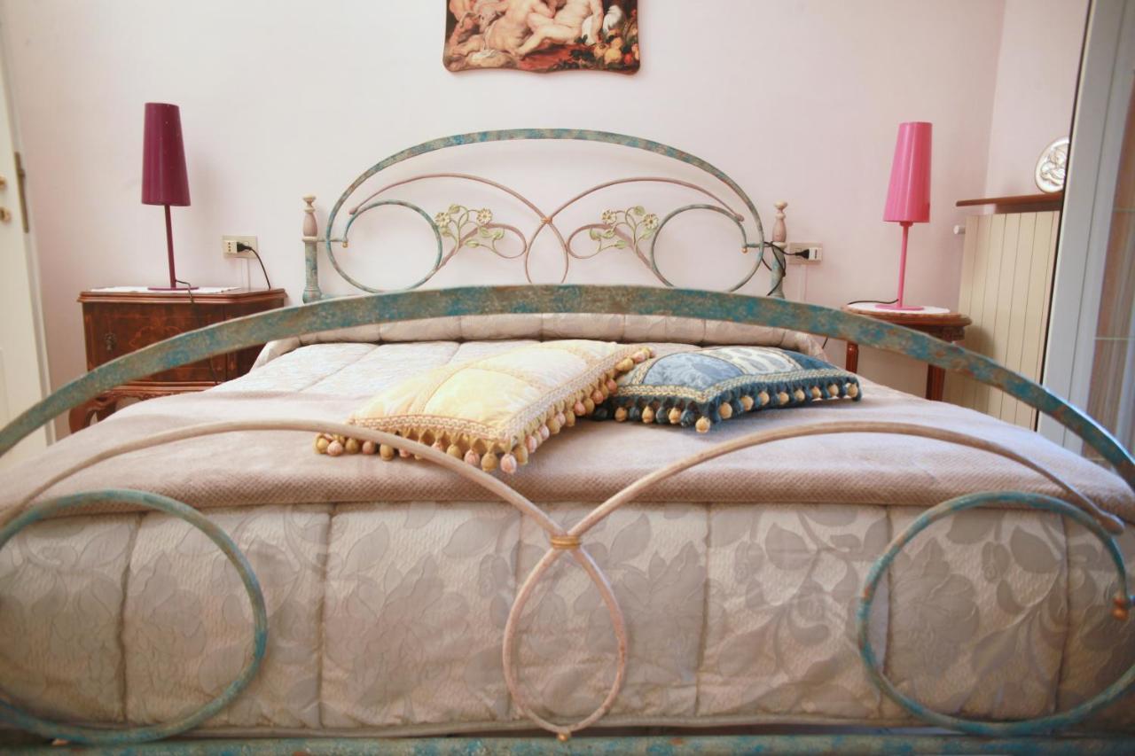 Villa Cecilia Bed And Breakfast Cellole Εξωτερικό φωτογραφία